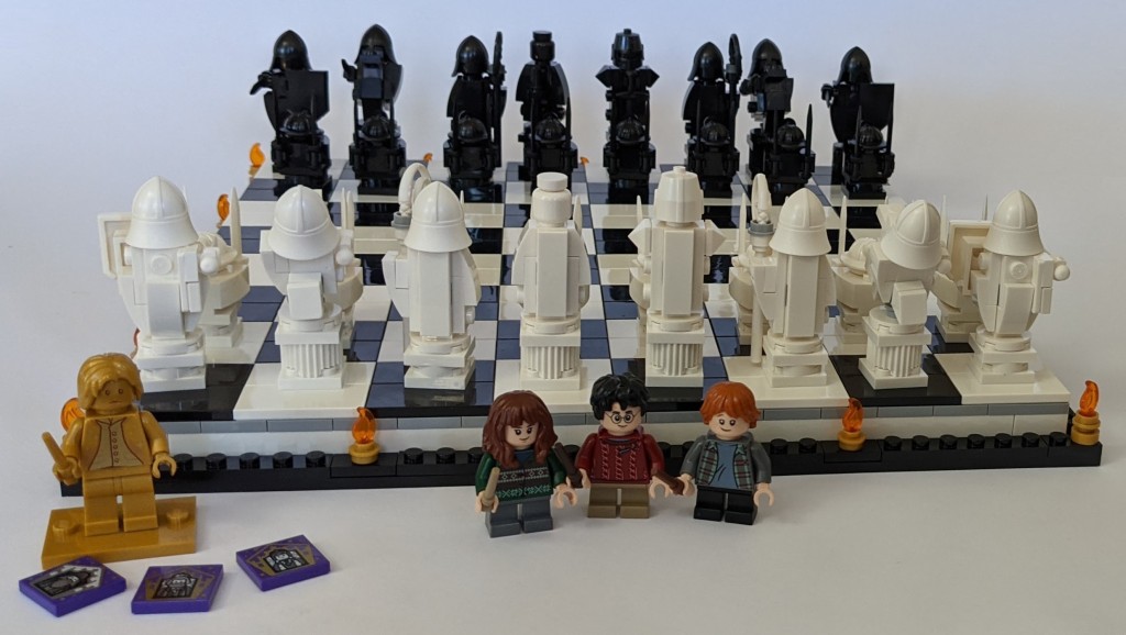 LEGO Harry Potter Chess 1  Lego harry potter, Harry potter chess, Harry  potter chess board